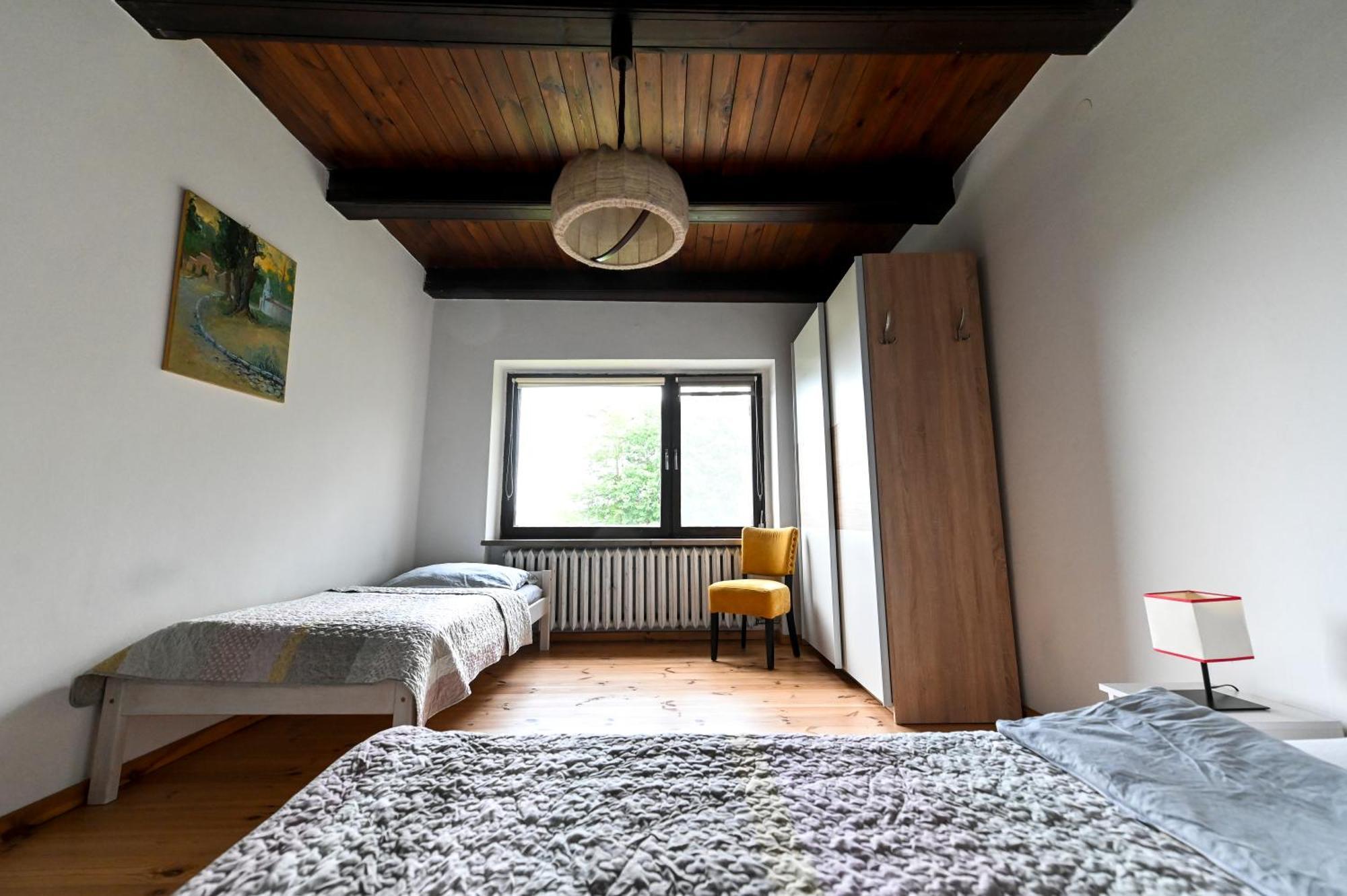 Rzeczna 4 *